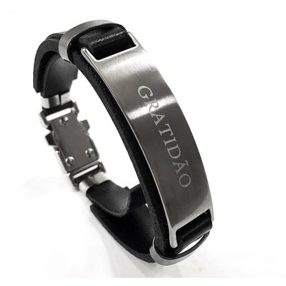Pulseira Masculina de Couro Sintético com frases religiosas e fecho de aço cirurgico