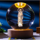 Luz noturna única de bola de cristal 3D de Jesus com base de LED de madeira, bola de cristal esculpida em 3D criativa, presente artesanal por atacado, perfeito para