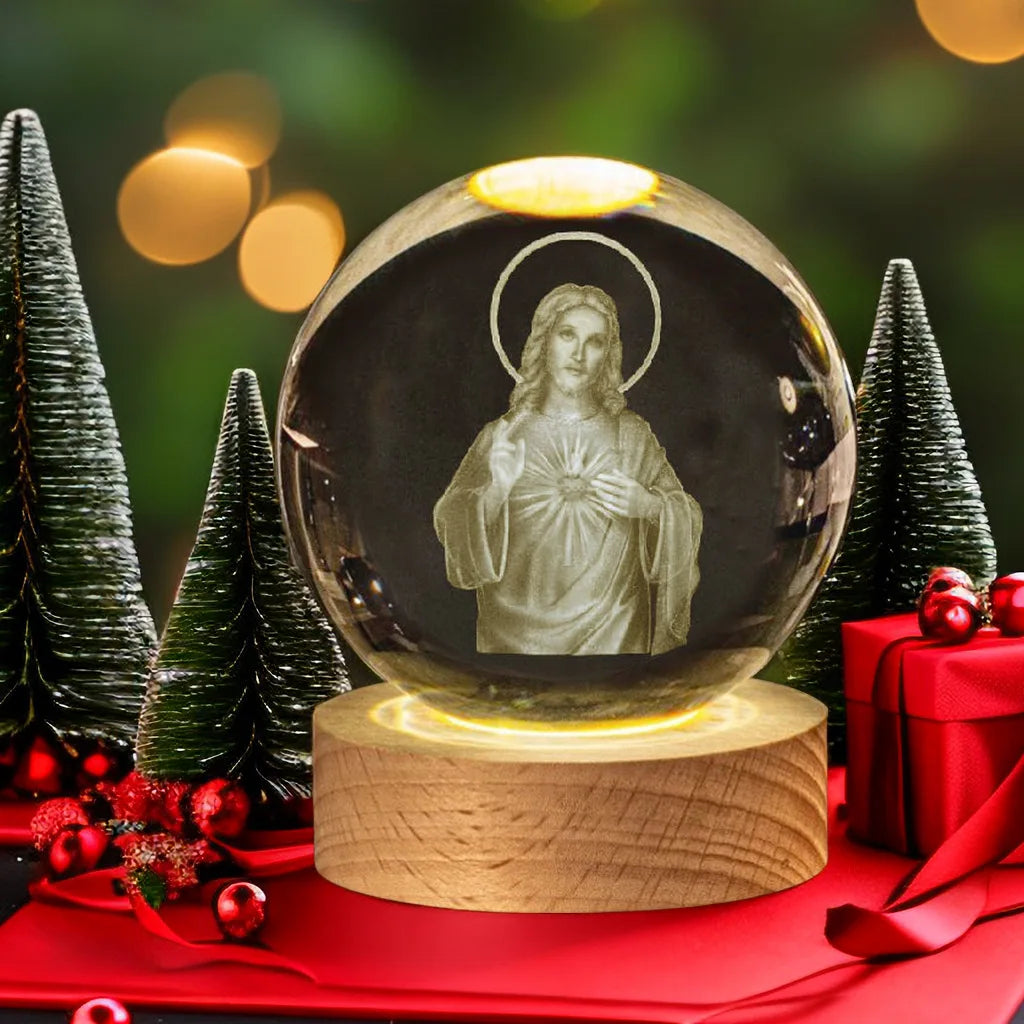 Luz noturna única de bola de cristal 3D de Jesus com base de LED de madeira, bola de cristal esculpida em 3D criativa, presente artesanal por atacado, perfeito para