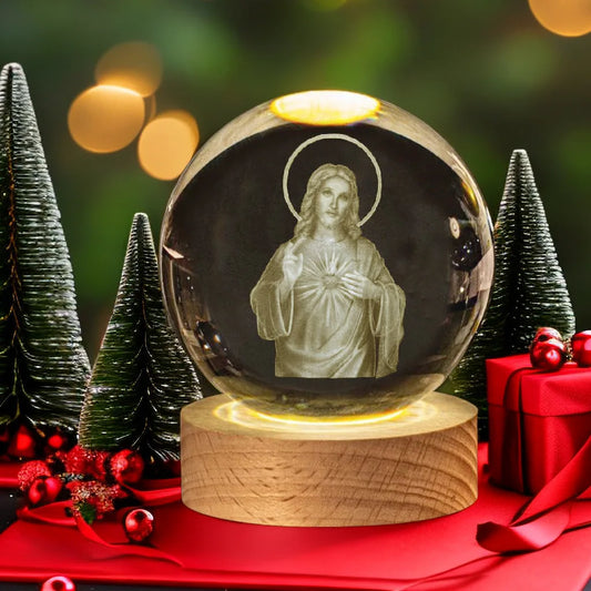 Luz noturna única de bola de cristal 3D de Jesus com base de LED de madeira, bola de cristal esculpida em 3D criativa, presente artesanal por atacado, perfeito para