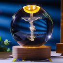 Luz noturna única de bola de cristal 3D de Jesus com base de LED de madeira, bola de cristal esculpida em 3D criativa, presente artesanal por atacado, perfeito para